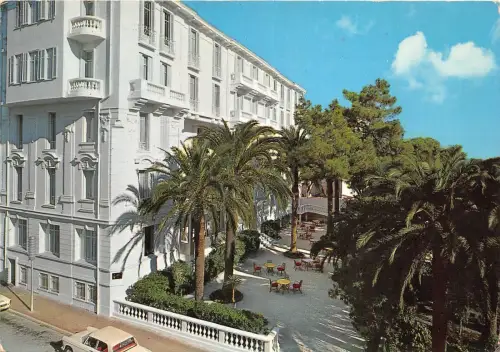 BR16020 Residence Graziella avenue du Marechal Jolfre Juan les pins france