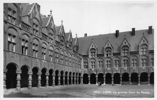 BR19347 Liege la grande cour du palais belgium