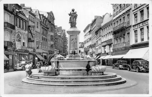 BR42530 Liege rue vinave d ile et statue de la vierge belgien