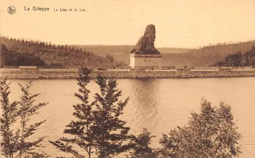 B94664 le lion et le lac la gileppe belgien
