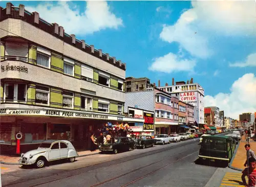 BR27553 De Panne nieuwpoortlaan belgien