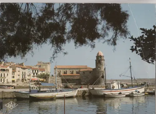 BF25186 collioure le port l eglise france front/back image