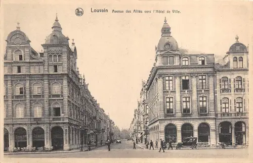 BR35924 Avenue des allies vers l hotel de ville Louvain Leuven belgien