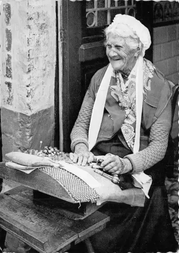 B29475 Brügge La Doyenne des Dentellieres belgien