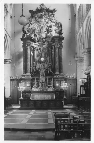 BR19735 Herentals hoofdaltaar ste waldetrudiskerk belgien