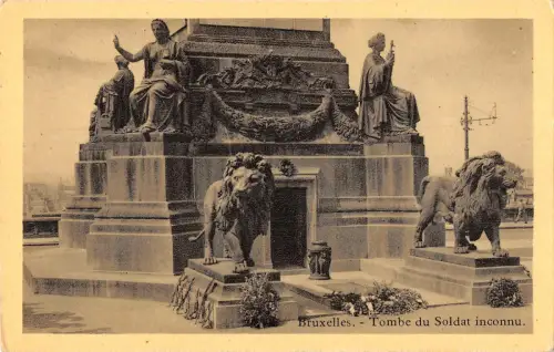 B107935 Belgien Bruxelles Tombe du Soldat Inconnu Statuen Echtfoto UK