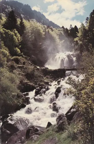 BF25660 cascade de lutor nos belles pyrenees france front/back image
