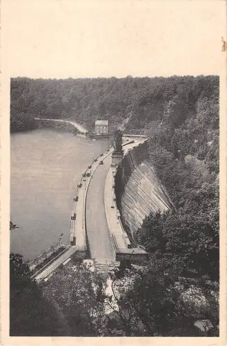 B104564 Belgien La Gileppe Le barrage et le Lac Statue See