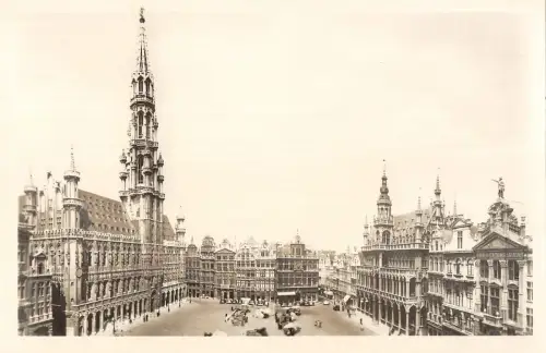 B107274 Belgien Bruxelles Grand Place Rathaus Echtfoto UK