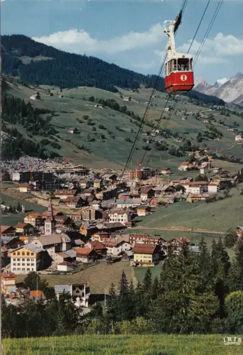 BF19718 vue d ensemble de la statioin la clusaz h s france front/back image