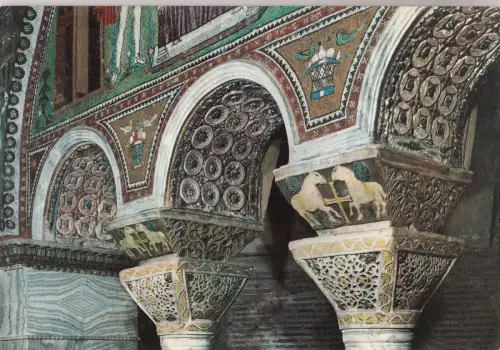 BF23236 ravenna basilica di s vitale capitelli italy front/back image
