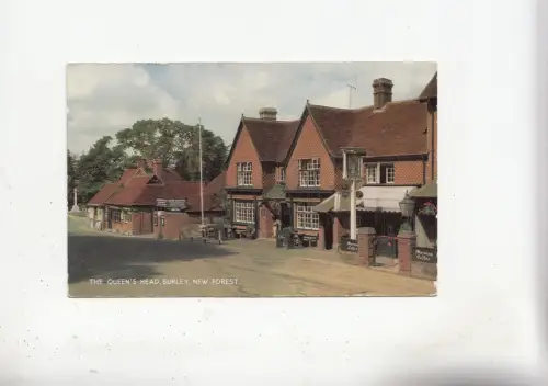 BF30891 the queens head burley new forest UK front/back image