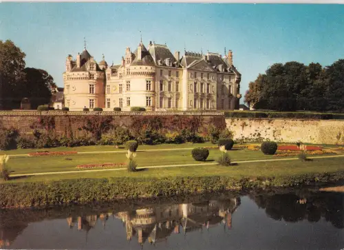 BF13156 chateau du lude jardin bas vue generale du chate france front/back image