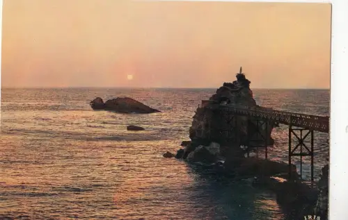 BF21571 biarritz coucher de soleil sur le rocher de la v france front/back image