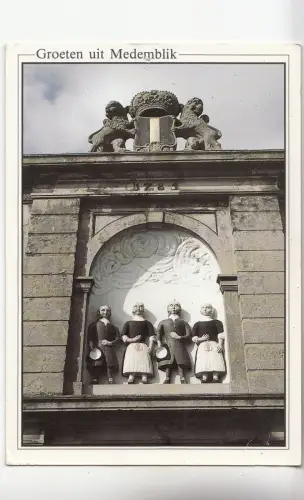 BF24137 medemblik weeshuispoort met weeskinderen netherland front/back image