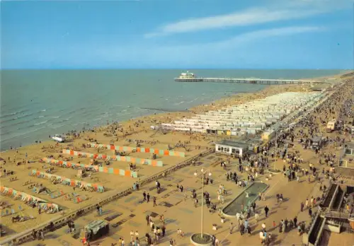 BT4611 Blankenberge vue de la plage Belgien