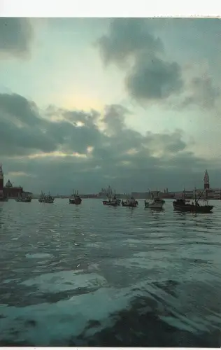 BF15856 venezia italy front/back image