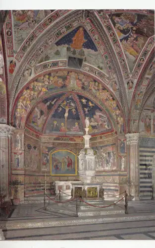 BF23460 il battistero interno e fonte battesimal siena italy front/back image