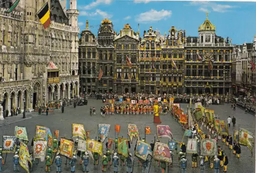 BF13587 bruxelles grand place groupe de l ommegang belglium front/back image