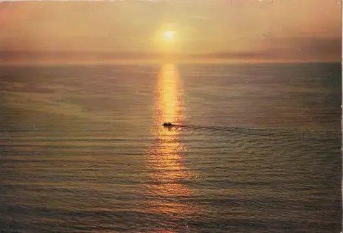 BF25590 contre jour landscape france front/back image