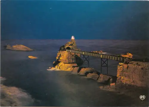 BF30971 biarritz p a le rocher de la vierge la nuit france front/back image