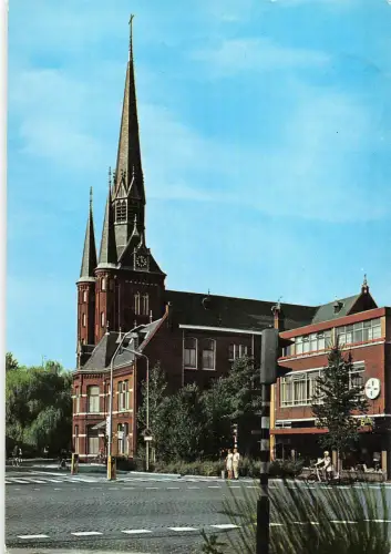 BR86026 zaandam porporstraat en r k kerk niederlande