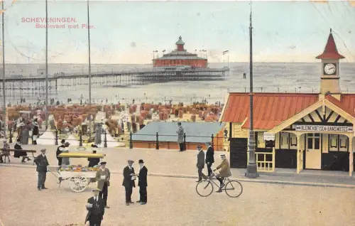 BR41157 Schevenningen boulevard met pfar Netherlands