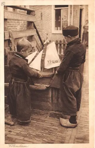 B93842 Kinder Volendam Folklore Typen Niederlande Kostüm