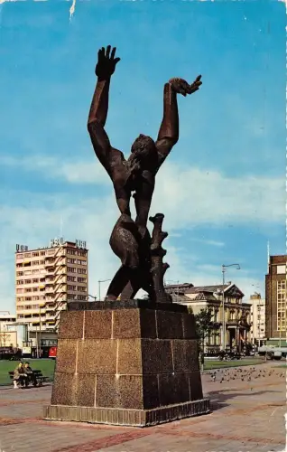 B93699 monument mei 1940 verwieste stadt rotterdam niederlande