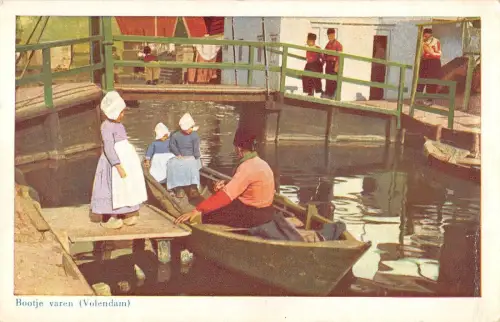 BR55299 Bootje varen Volendam Schiffsbateaux Niederlande