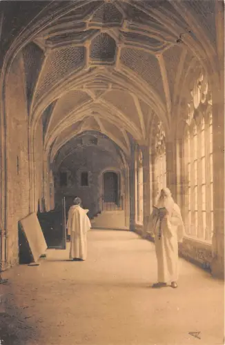 B92325 Typen Folklore Kruisgang Abdij Middelburg Niederlande