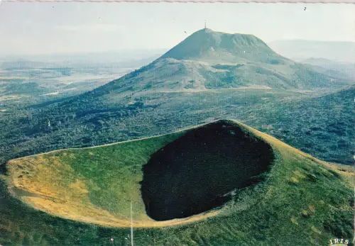 BF13402 le puy de dome le nid de la poule france front/back image