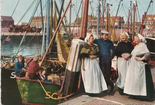 BF24132 Niederlande Scheveningen Vissershaven Typen Folklore Vorder-/Rückbild