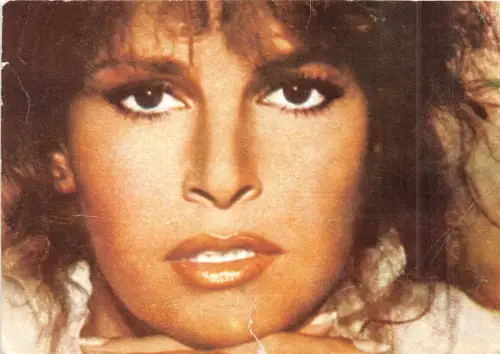 B7860 raquel welch movie star