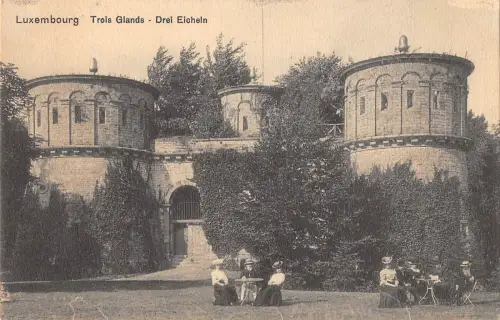 BR46729 Tris Glands drei eicheln Luxembourg Luxembourg