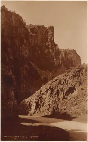 BR68322 Cheddar Cliffs UK Richter 1412 Echtfoto