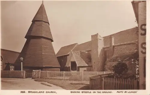 BR68464 Bachkirche zeigt Kirchturm UK Richter 382 Echtfoto