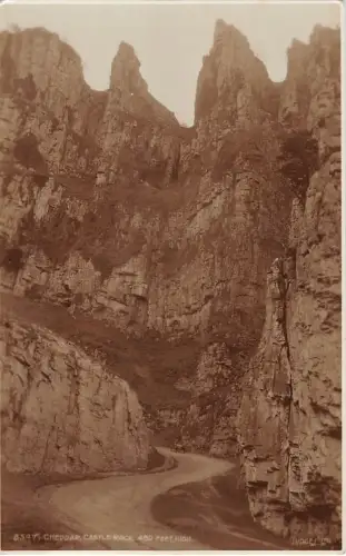 BR69232 Cheddar Castle Rock UK Richter 8547 Echtfoto
