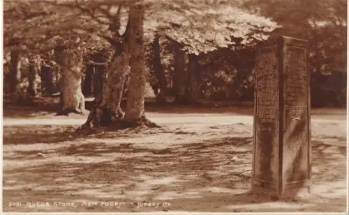 BR69341 Rufus Stone New Forest UK Richter 5331 Echtfoto