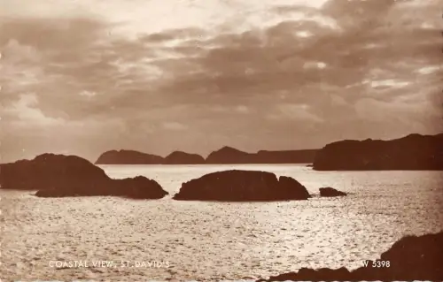 BR67302 Küstenansicht St Davids Echtfoto Wales 14x9cm