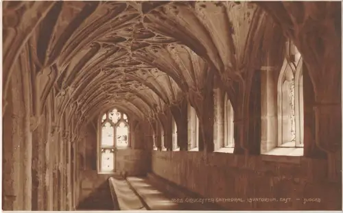 BR68907 Gloucester Cathedral Lavatorium UK Richter 3622 Echtfoto
