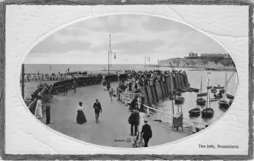 BF34229 the jetty broadstairs uk front/back scan