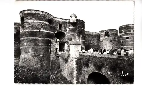 BF13280 le chateau le pont levis angers france front/back image