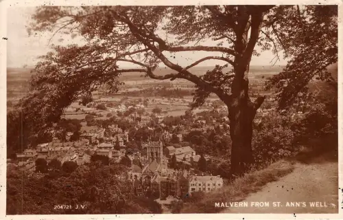auk41438 malvern from st anns well real photo uk