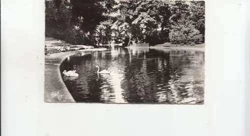 BF26060 clermont ferrand le jardin des plantes france front/back image
