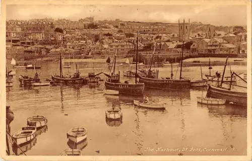 BR95907 the harbour st ives cornwall ship bateaux national uk