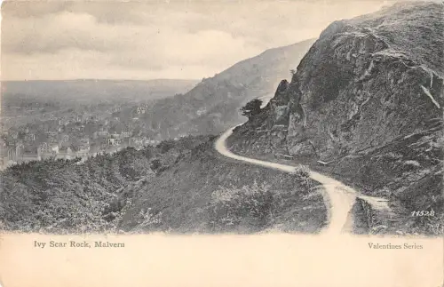 uk28590 ivy scar rock malvern real photo uk