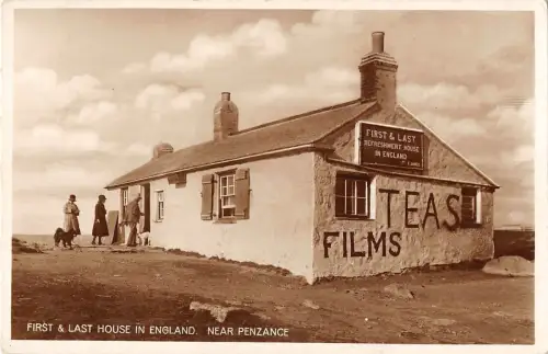BR96685 erstes und letztes Haus in England bei Penzance Echtfoto UK