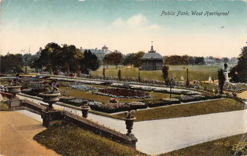 uk14866 public park hartlepool uk