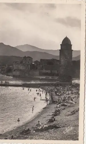 BF25874 collioure p o la plage et l eglise st vincent france front/back image